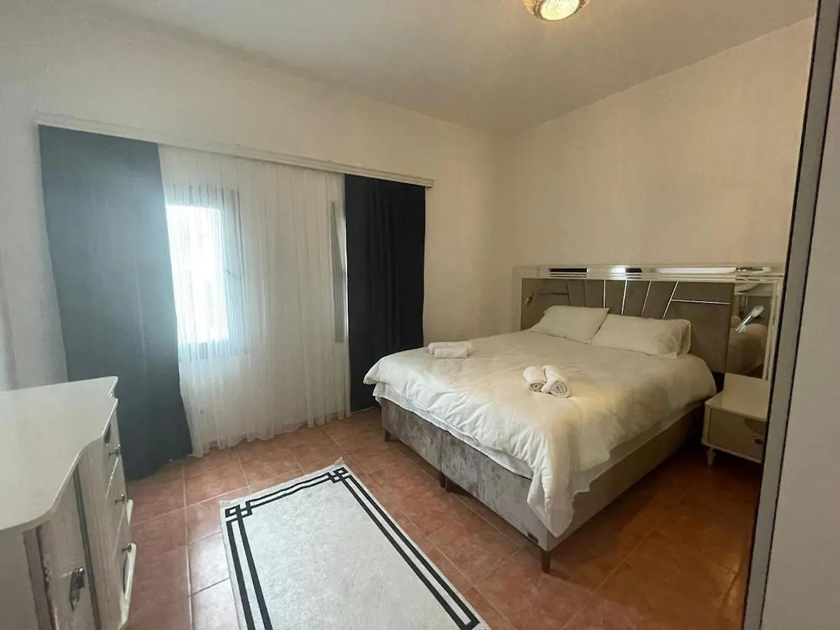 Spacious Apartment Turgutreis Turquía